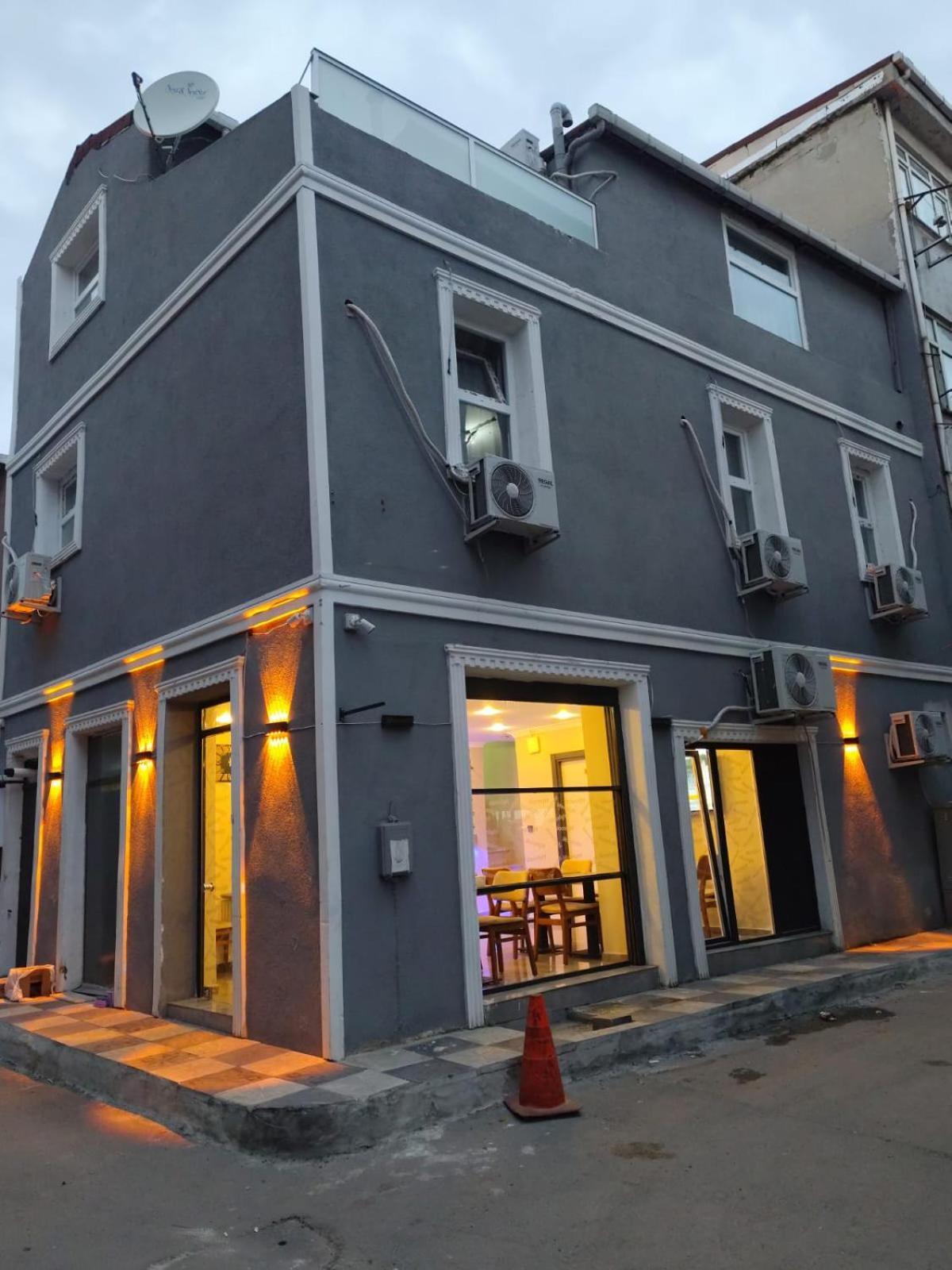 Moonlight Hotel Istanboel Buitenkant foto